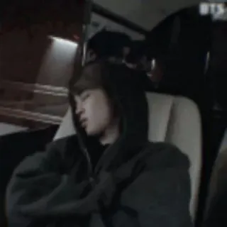 🧳 BTS dormir, sudadera con capucha, persona, interior, durmiendo whatsapp sticker