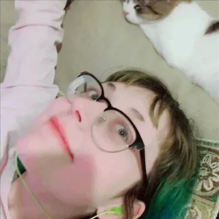 🌙 Селфи, Женщина, Кот, Очки, Портрет, зеленые волосы telegram sticker