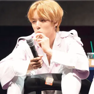 🌫 whatsapp sticker