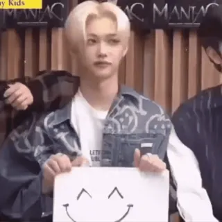 🧷 Felix kpop, ไอดอล, นักร้อง, Stray Kids, ยิ้ม telegram sticker
