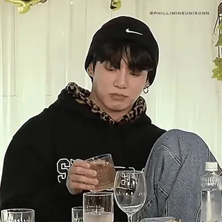 😑 whatsapp sticker