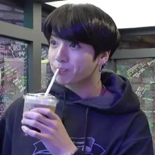 😶 Jeon Jungkook Person, Sänger, Kpop, Mann, Trinken, Jungkook telegram sticker