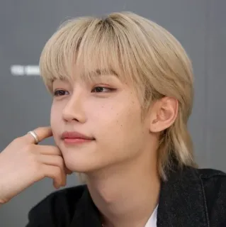 🙂 Felix Felix, Stray Kids, K-pop, idol, portrait, celebrity, singer telegram sticker