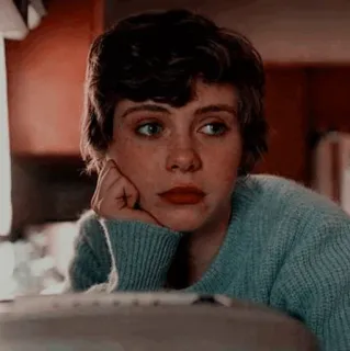 🌻 Sophia Lillis atriz, Sophia Lillis, celebridade telegram sticker