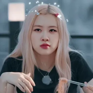 🌸 Rosé Rosé, Blackpink, K-Pop, Cantante, Celebrity, Donna whatsapp sticker