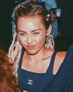 🌚 Miley Cyrus знаменитость, певица, женщина, портрет telegram sticker