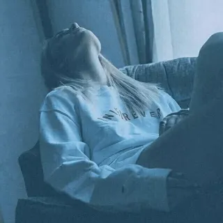 😕 IN FOREVER 女人, 肖像, 室内, 女孩, 椅子 telegram sticker