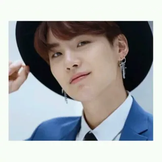 🙂 Suga Suga, BTS, K-Pop, Musicista, Cantante, Idolo telegram sticker