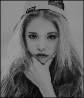 ◽️ femme, portrait, visage, fille, chapeau, beauté telegram sticker