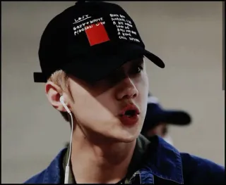 〰 LOST
GREY
WHITE
VISION
UV
BLACK BOX
STRANGERS, I'M
SURE, FOR YEARS
A SONG
CALL SATURN Hut, Mode, Urban, Kpop, Idol, Musik whatsapp sticker