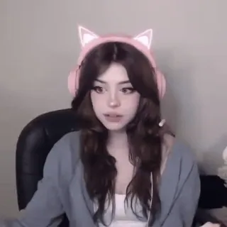 🍒 cewek, wanita, headphone, telinga kucing, gamer, streaming telegram sticker
