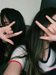 🤟 meninas, amigos, gesto de mão, dedos, pose telegram sticker