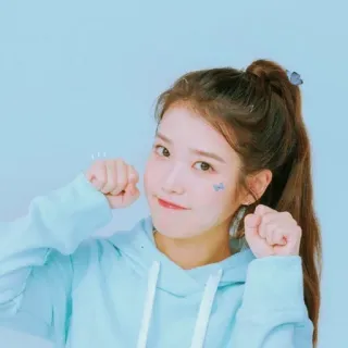 ✨️ IU kpop, singer, korean, female, butterfly, cute, portrait telegram sticker