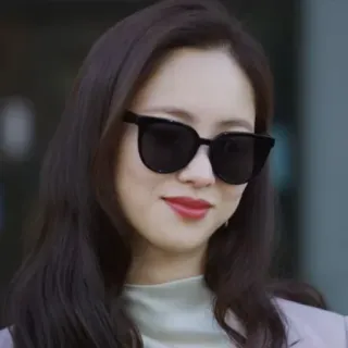 😎 woman, sunglasses, portrait, smile, fashion telegram sticker
