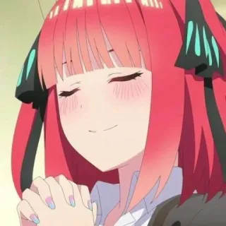 🦋 Nino Nakano The Quintessential Quintuplets anime, chica, sonriendo, linda, kawaii, pelo rojo telegram sticker