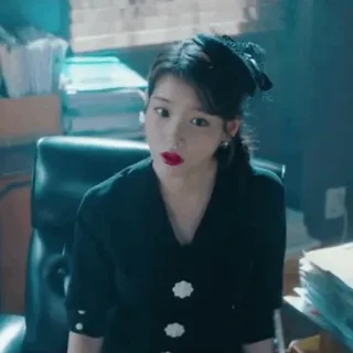 🌙 IU koreanische Schauspielerin, Promi, K-Pop, Sänger, IU, Lee Ji-eun telegram sticker