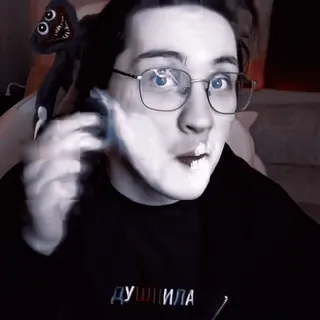 🧱 ДУШИЛА telegram sticker