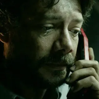 😢 Professor Money Heist La Casa de Papel, Professeur, Netflix, La Casa de Papel, personnage, série télévisée telegram sticker