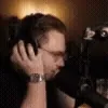 😡