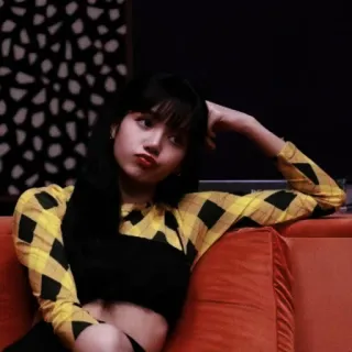 🎶 Lisa KPOP, リサ, BLACKPINK, 歌手, アイドル, 有名人, 音楽 telegram sticker
