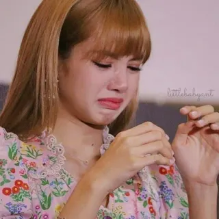 💗 Lisa crying, sad, distressed, idol, kpop, lisa whatsapp sticker