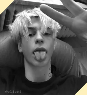 〽️ @clicrf orang, potret, wajah, pria, hitam putih, gaya rambut whatsapp sticker