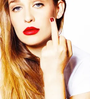 🖕 dedo do meio, gesto, mulher, batom vermelho, loira, ofensivo telegram sticker