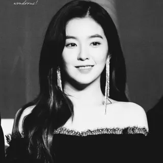 ⛲️ wondrous! mujer, retrato, sonrisa, blanco y negro, moda, belleza telegram sticker