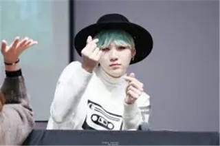 ❤ personne, chapeau, coréen, artiste, musique telegram sticker