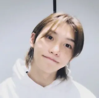 🥛 Felix kpop, straykids, felix, portret, selfie, muzyka telegram sticker