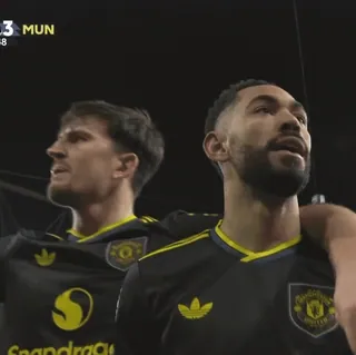 🔵 Harry Maguire, Casemiro Manchester United MUN whatsapp sticker