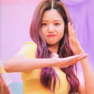 🍼 mulher, coreana, menina, camisa amarela, cabelo roxo, asiática telegram sticker