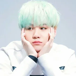 🍂 Suga Suga, BTS, K-Pop, Koreanischer Pop, Sänger, Idol, Promi telegram sticker