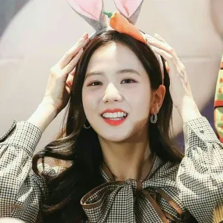 💙 femme, oreilles de lapin, mignon, personne, sourire telegram sticker
