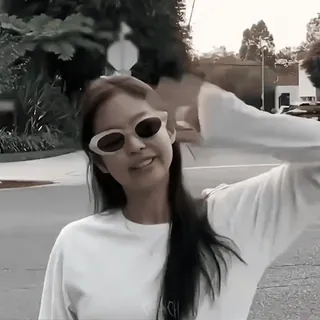 👻 Jennie kpop, jennie, sängerin, idol, sonnenbrille, mode telegram sticker