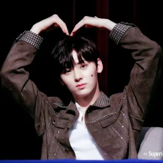 ☘ K-pop, Ídolo, Corazón, Lindo, Masculino, Coreano telegram sticker