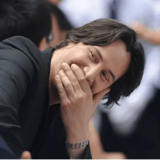 😀 Keanu Reeves คีอานู รีฟส์, นักแสดง, คนดัง, หัวเราะ, มีความสุข, ผู้ชาย whatsapp sticker