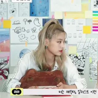 💐 리아
저는 캐릭터, 일러스트 이런 persona, capelli biondi, coreano, cartone animato, illustrazione, personaggio whatsapp sticker