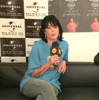 🕊 Halsey UNIVERSAL MCA MUSIC INC. 海尔希, 歌手, 采访, 音乐, 名人, 人物 telegram sticker