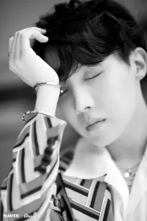 ☠ NAVER Dispatch Persona, Hombre, Ojos cerrados, Sueño, Blanco y negro whatsapp sticker