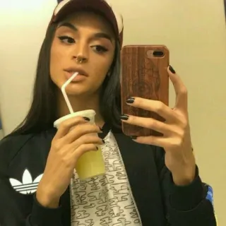 🍹 mulher, selfie, bebendo, retrato whatsapp sticker