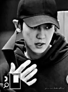 🥀 you are butterflies portrait, homme, personne, noir et blanc, chapeau, kpop telegram sticker