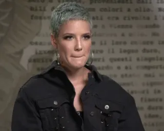 🍒 Halsey Halsey, cantora, retrato, celebridade, músico whatsapp sticker
