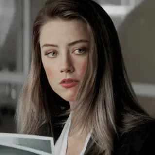 🥀 Amber Heard actress, woman, blonde, portrait telegram sticker