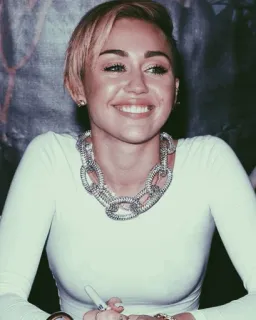 🌚 Miley Cyrus Майли Сайрус, певица, актриса, знаменитость telegram sticker
