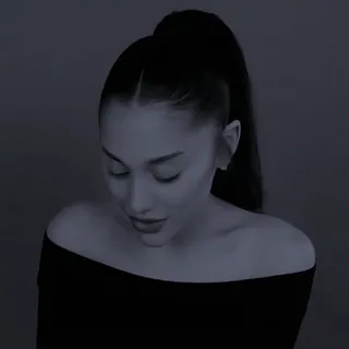 🤍 Ariana Grande selebriti, bintang pop, penyanyi, musisi, wanita telegram sticker