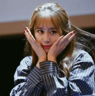🥀 woman, korean, girl, pretty, smiling, cute whatsapp sticker