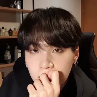 🌻 Suga K-pop, BTS, Min Yoongi, musician, idol, singer, rapper telegram sticker
