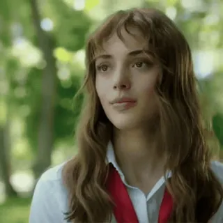 〰️ женщина, портрет, девушка, человек, на улице, природа telegram sticker