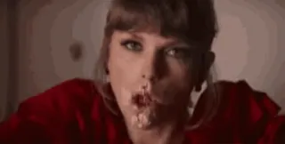 🩰 Taylor Swift Taylor Swift, piosenkarka, gwiazda pop, celebrytka, kobieta, jedzenie telegram sticker